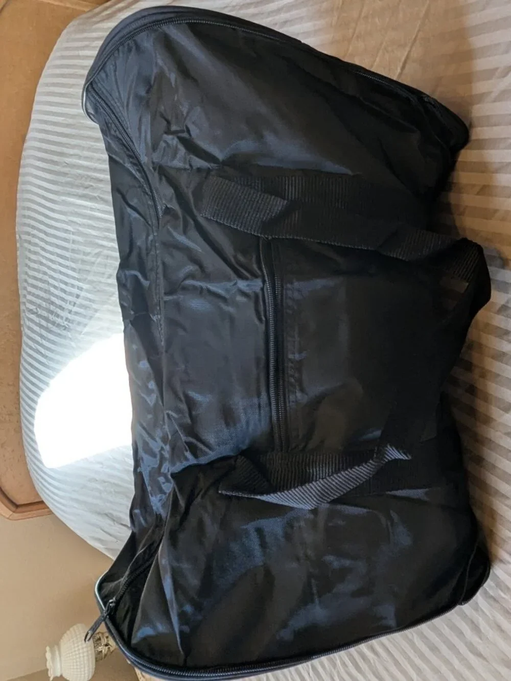Amazing Pack-away Duffle Large